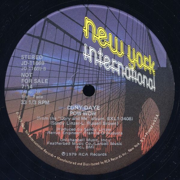 Cory Daye - Green Light / Pow Wow - The Funkadoobian