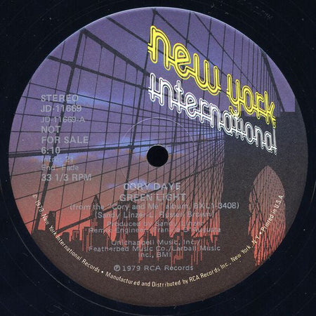 Cory Daye - Green Light / Pow Wow - The Funkadoobian