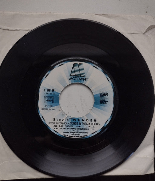 Stevie Wonder - Saturn - The Funkadoobian